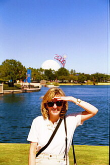 Lisa in the sun at EPCOT!